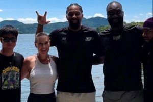 丁威迪中国行-西湖的水什么味道？问问丁局就知道了