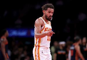 特雷-杨：我对贝弗利只有爱 感谢你在防守端对篮球做的贡献