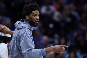 同意？霍华德：健康的恩比德是唯一能与巅峰奥尼尔抗衡的中锋