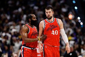 养生篮球？快船半场仅3次罚球 哈登2次&祖巴茨1次