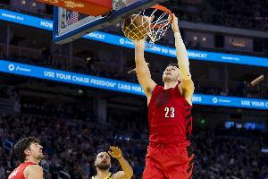 队记：克林根篮板比特纳&大洛好 护框比约基奇好 该被视为基石