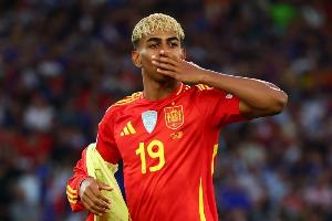 西班牙队官方：亚马尔退出本期国家队，预计休7至10天