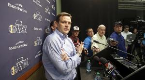 重回达拉斯？库班希望独行侠聘请林赛担任球队新任总经理